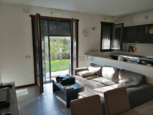 appartamento in affitto a Milano in zona Baggio