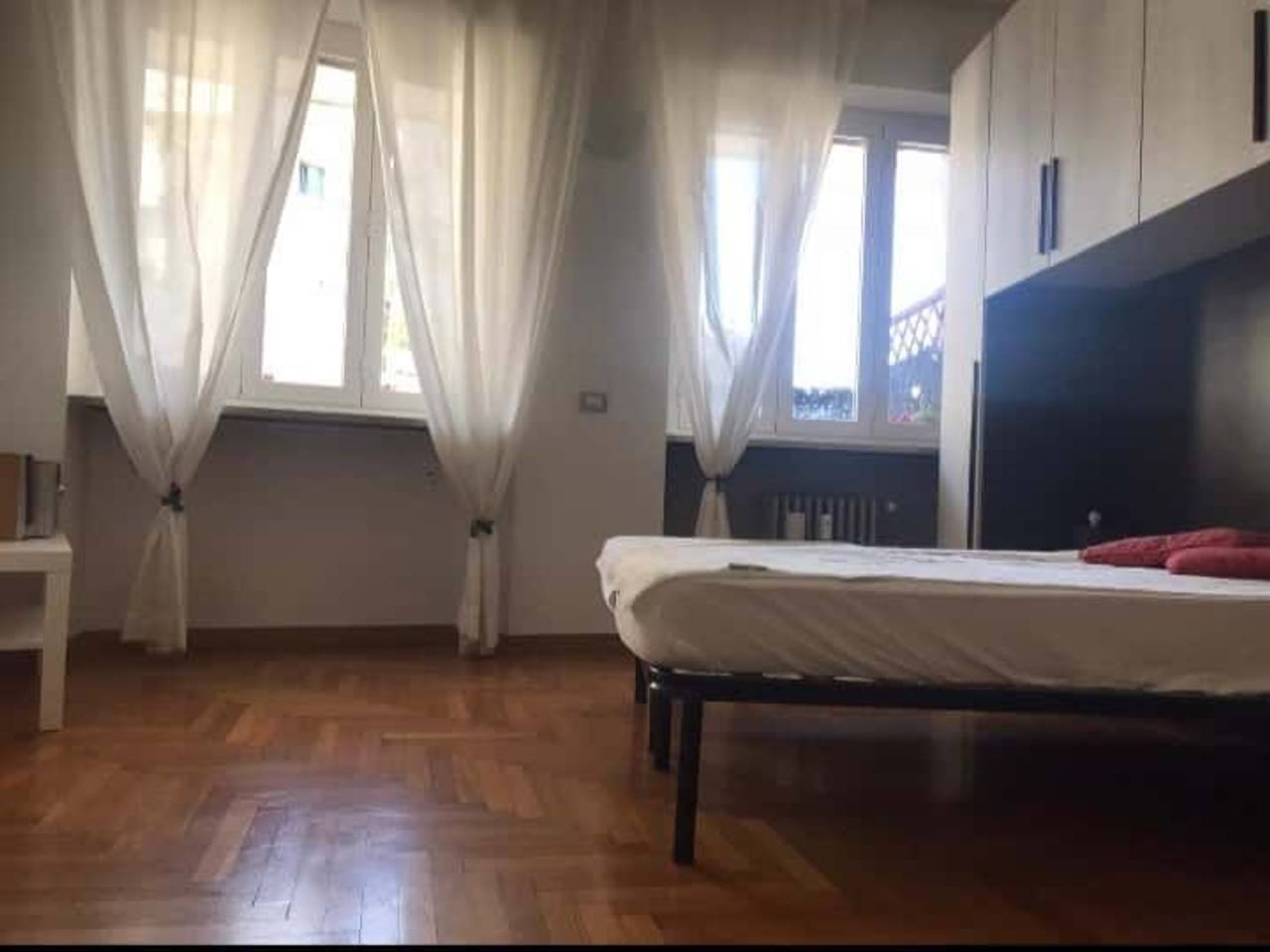 negozio in affitto a Milano in zona Loreto