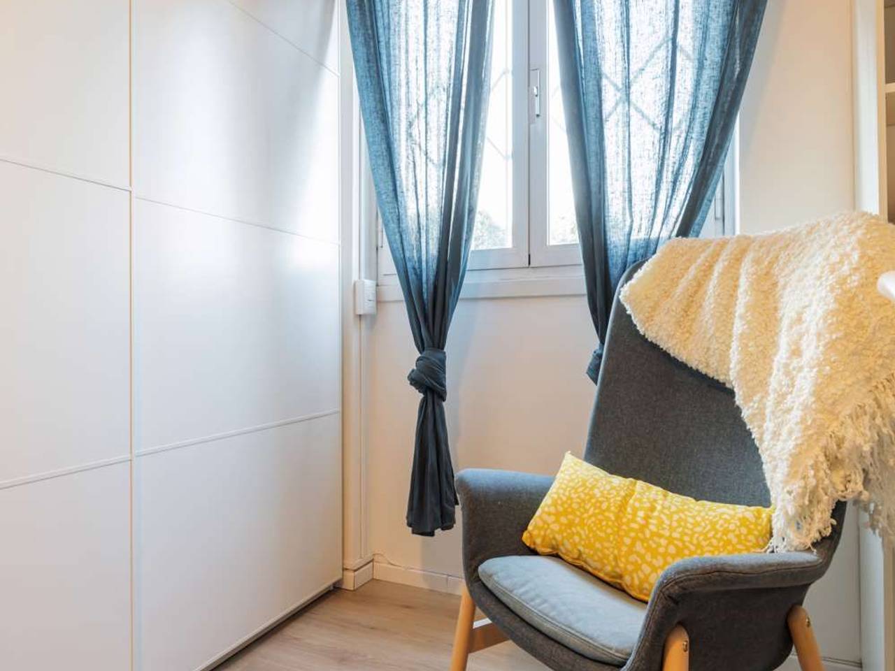 negozio in affitto a Milano in zona Gallaratese