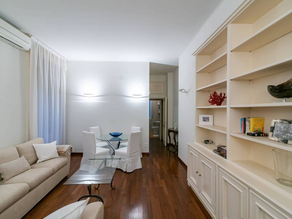 appartamento in affitto a Milano in zona Porta Nuova