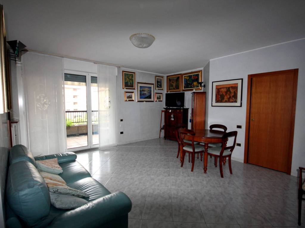 appartamento in affitto a Milano in zona Piazzale Lodi