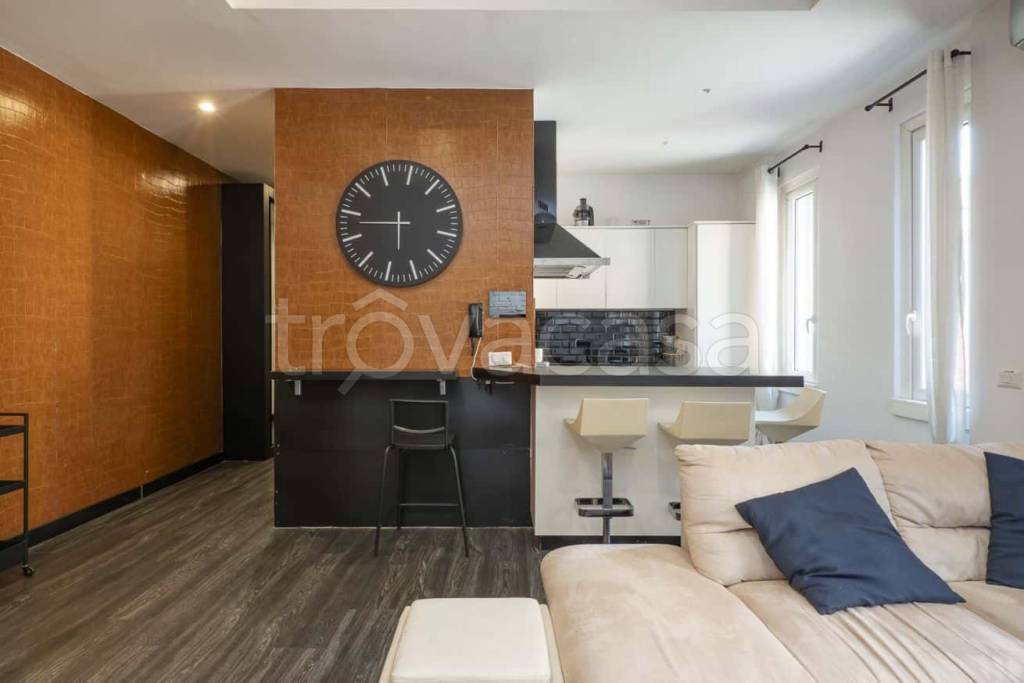 appartamento in affitto a Milano in zona Porta Nuova