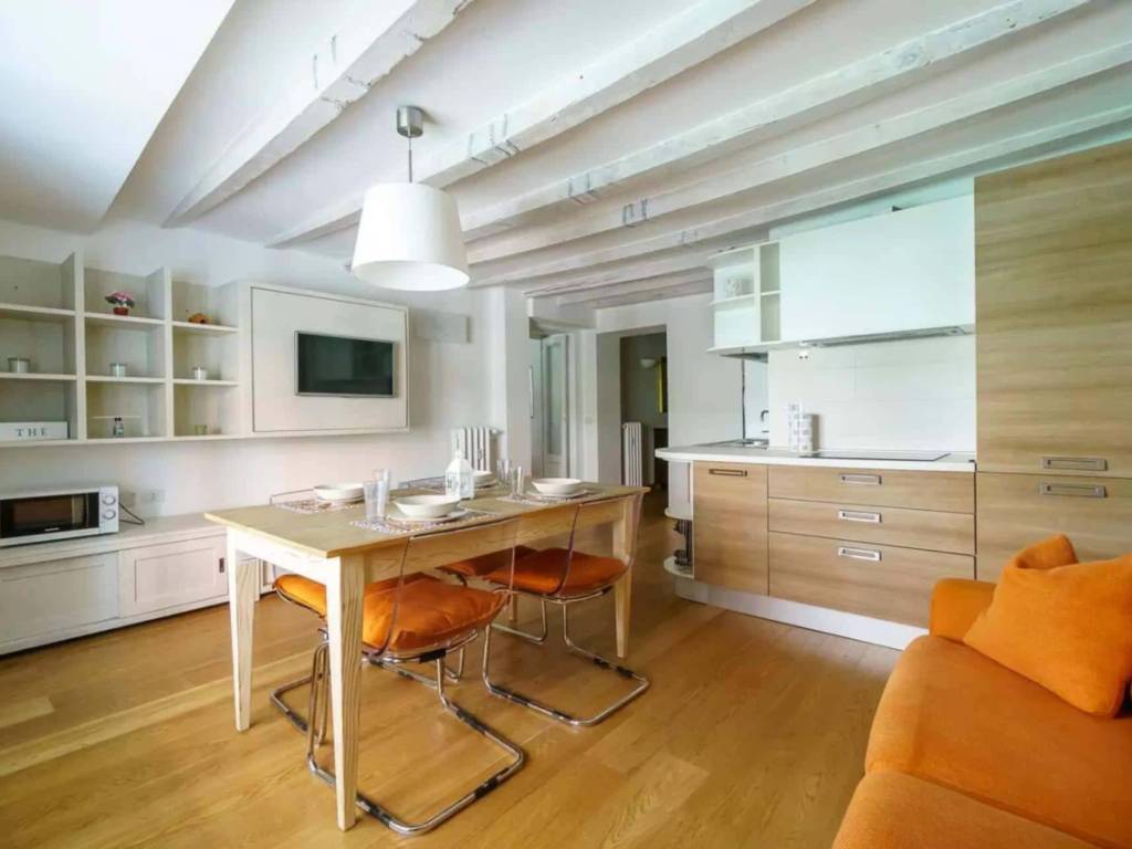 appartamento in affitto a Milano in zona Porta Garibaldi