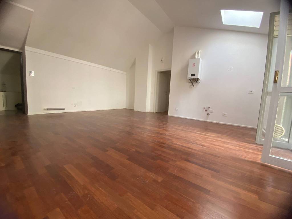 appartamento in affitto a Milano in zona Porta Romana