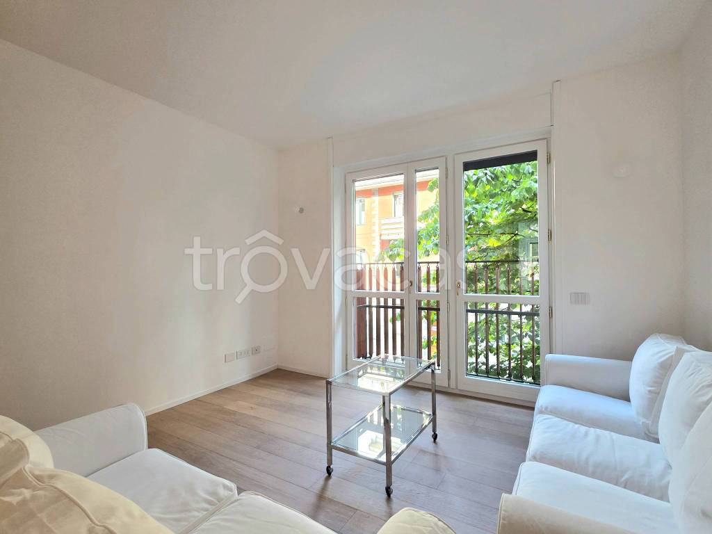 appartamento in affitto a Milano in zona Cagnola