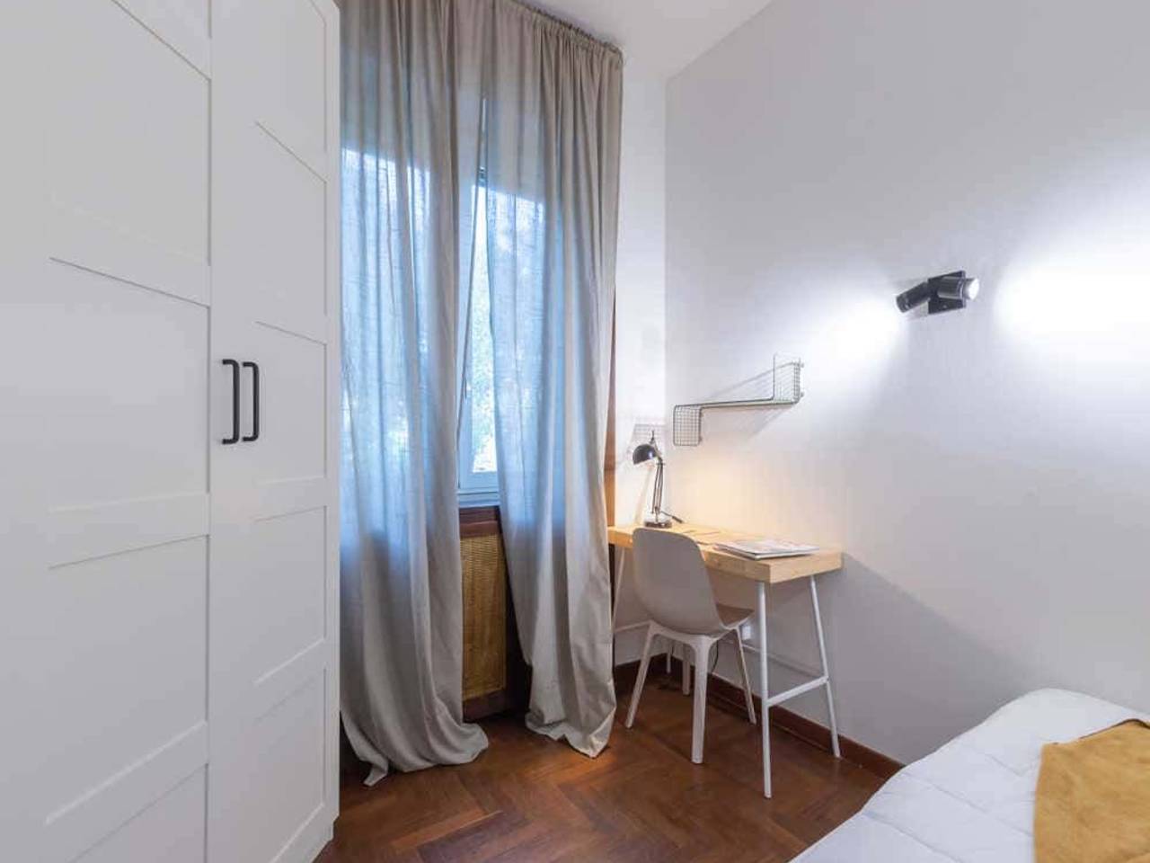 negozio in affitto a Milano in zona Bocconi