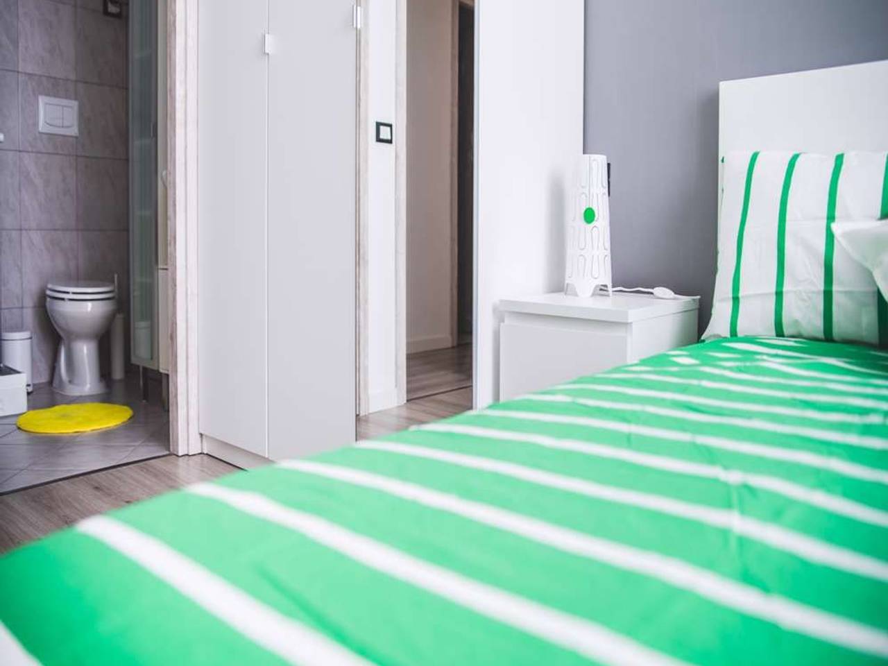 negozio in affitto a Milano in zona Isola