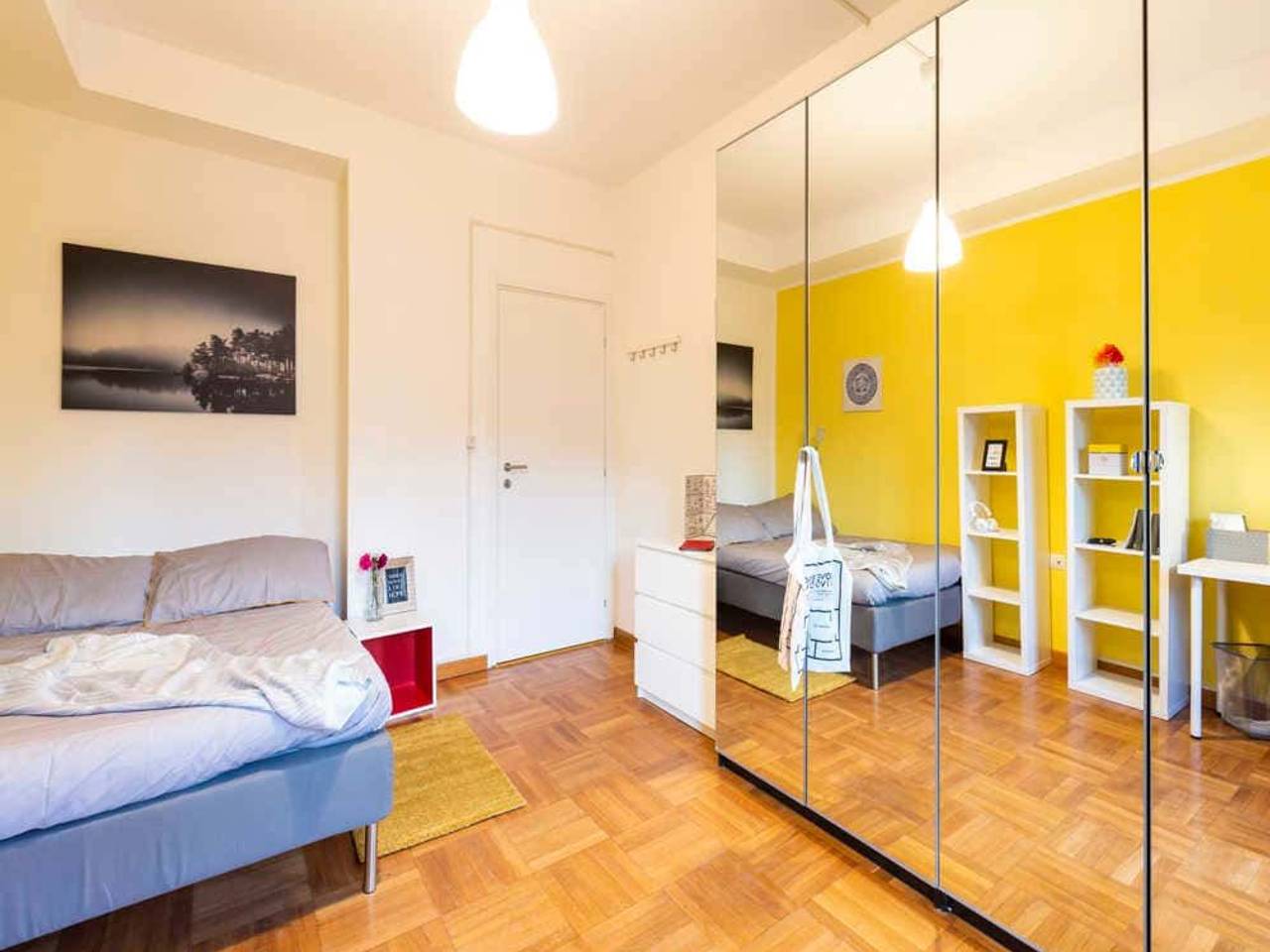 negozio in affitto a Milano in zona Forlanini