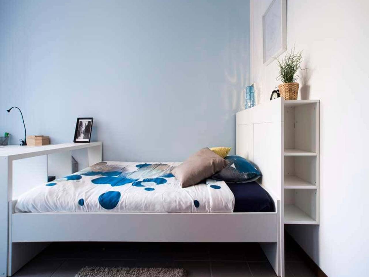 negozio in affitto a Milano in zona Isola