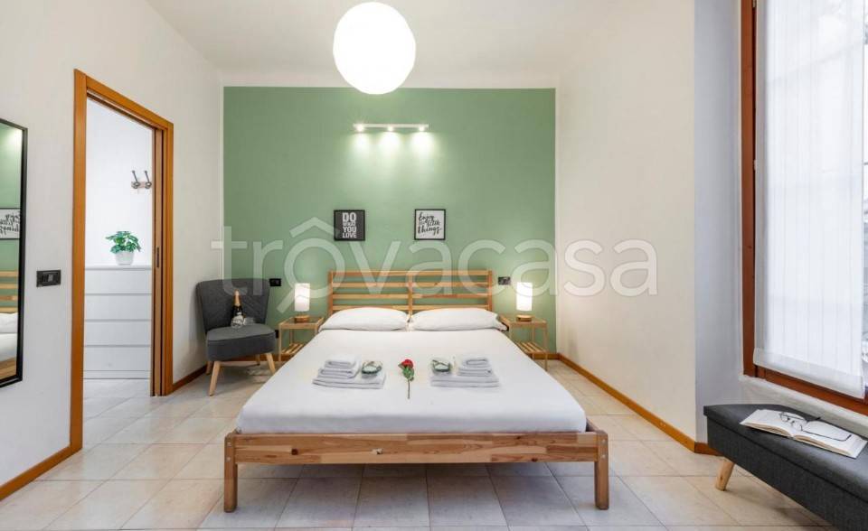 appartamento in affitto a Milano in zona Porta Genova