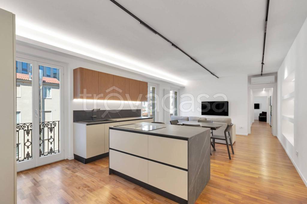 appartamento in affitto a Milano in zona Porta Nuova