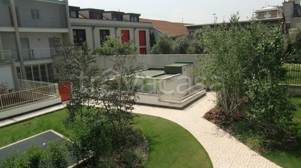 appartamento in affitto a Milano in zona Cascina dei Pomi