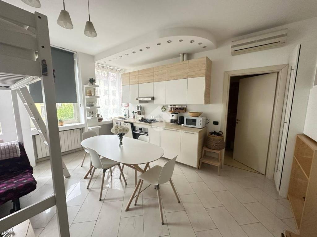 appartamento in affitto a Milano in zona Bocconi