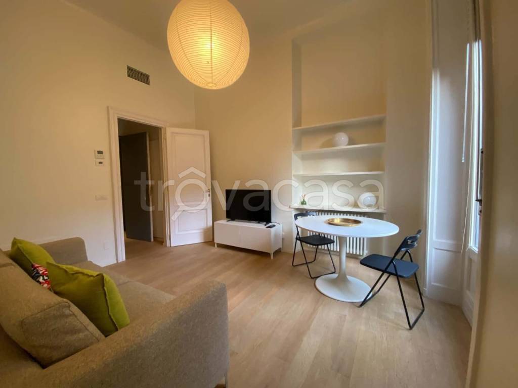 appartamento in affitto a Milano in zona Sant'Ambrogio