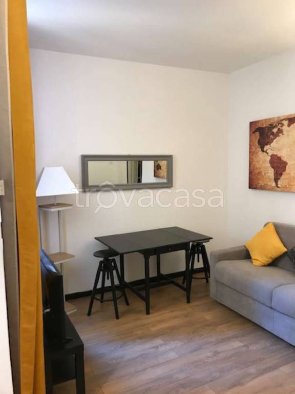 appartamento in affitto a Milano in zona Porta Volta