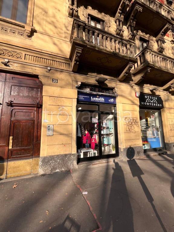 negozio in affitto a Milano