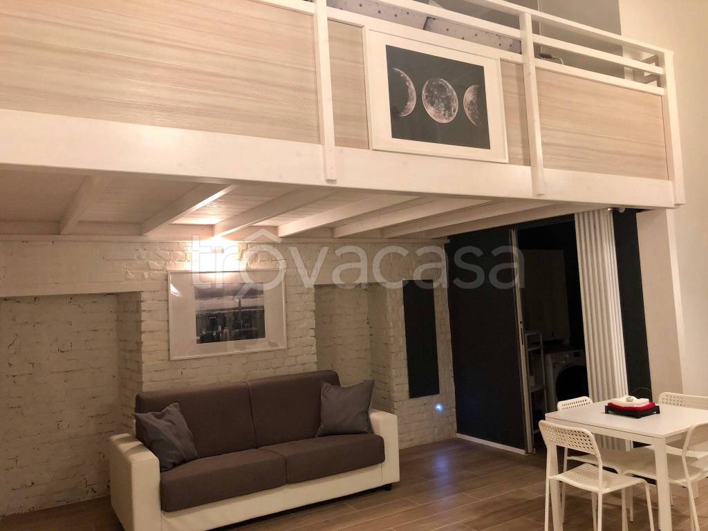 appartamento in affitto a Milano in zona Isola