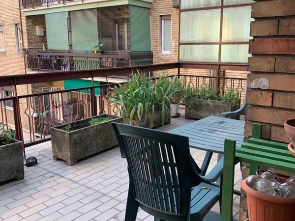 appartamento in affitto a Milano in zona Lorenteggio