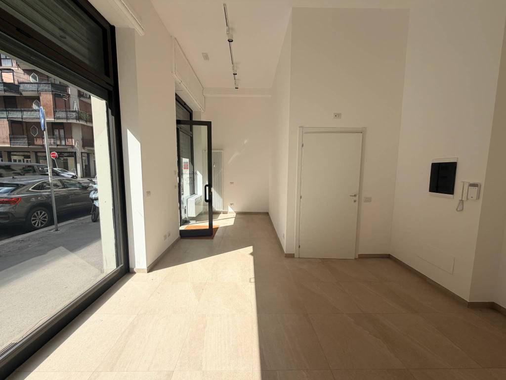 negozio in affitto a Milano in zona Porta Venezia