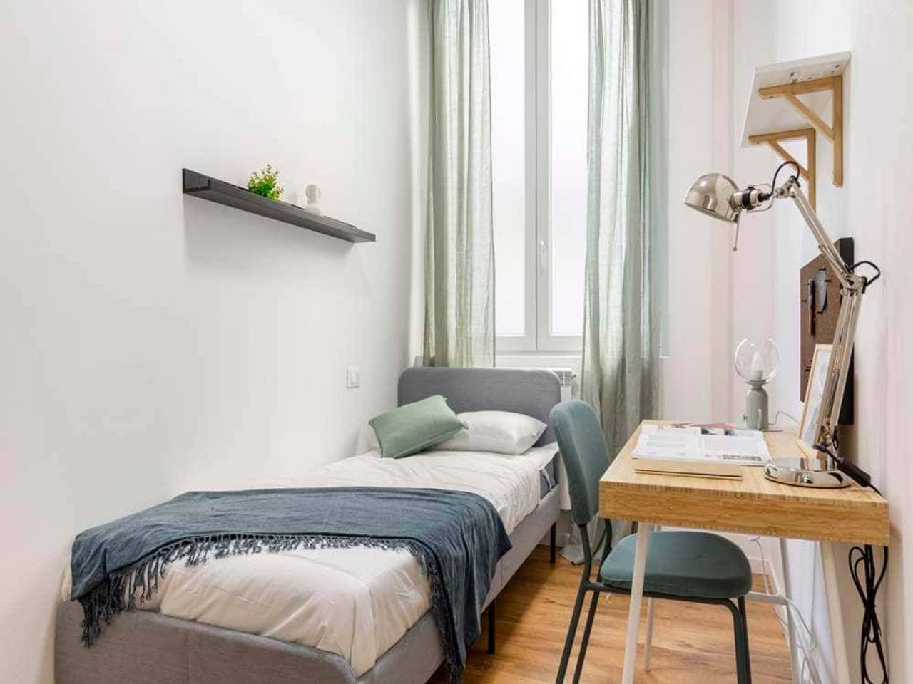 negozio in affitto a Milano in zona Lambrate