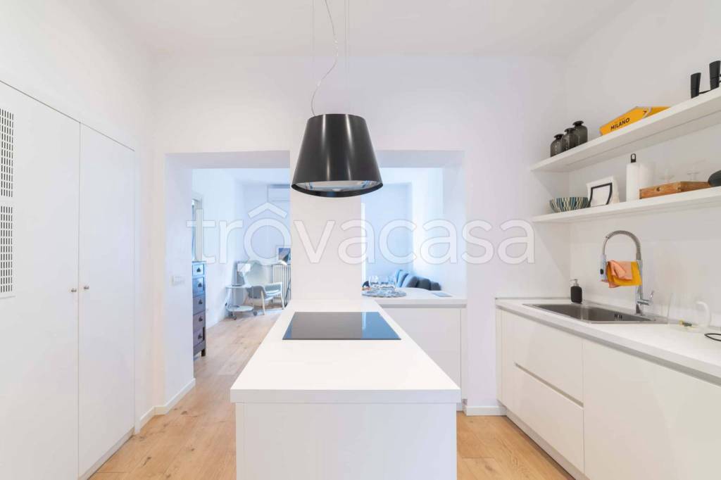 appartamento in affitto a Milano in zona Bullona
