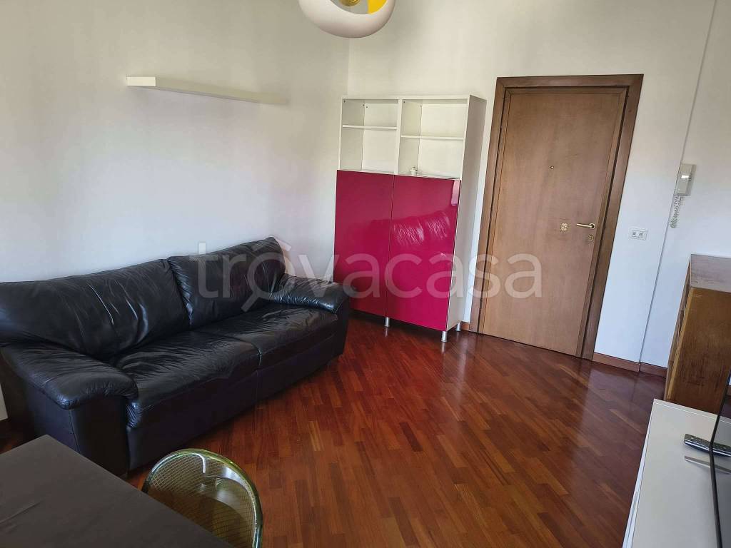 appartamento in affitto a Milano in zona Piazzale Lodi