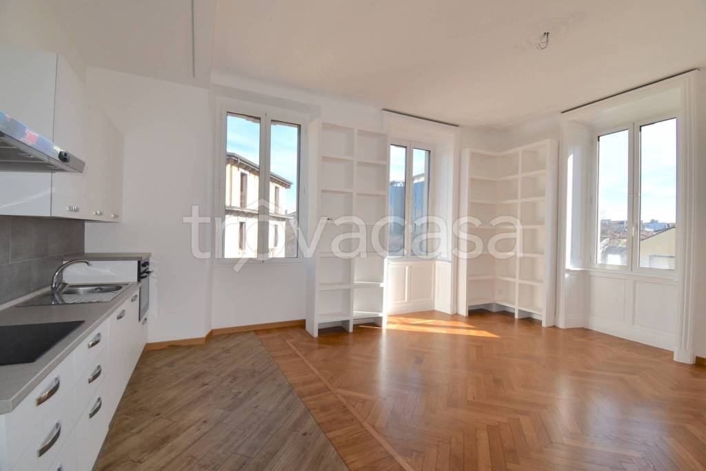 appartamento in affitto a Milano