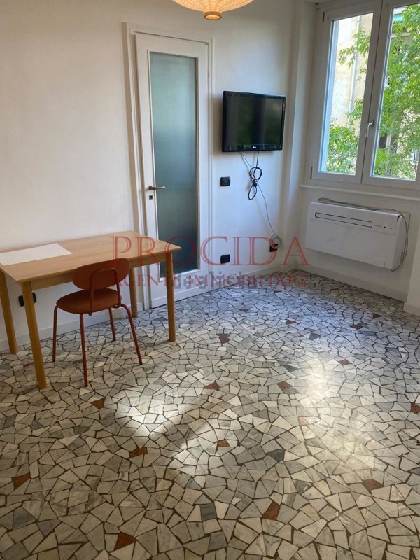 appartamento in affitto a Milano in zona Porta Genova