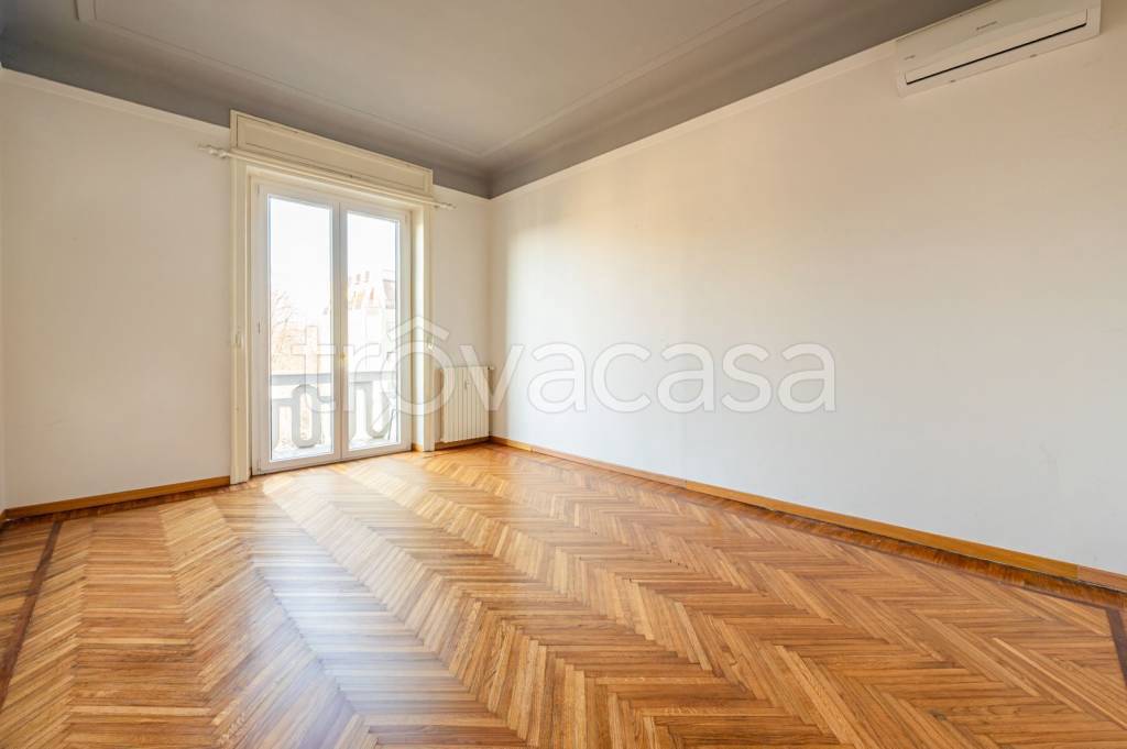 appartamento in affitto a Milano in zona Cadorna