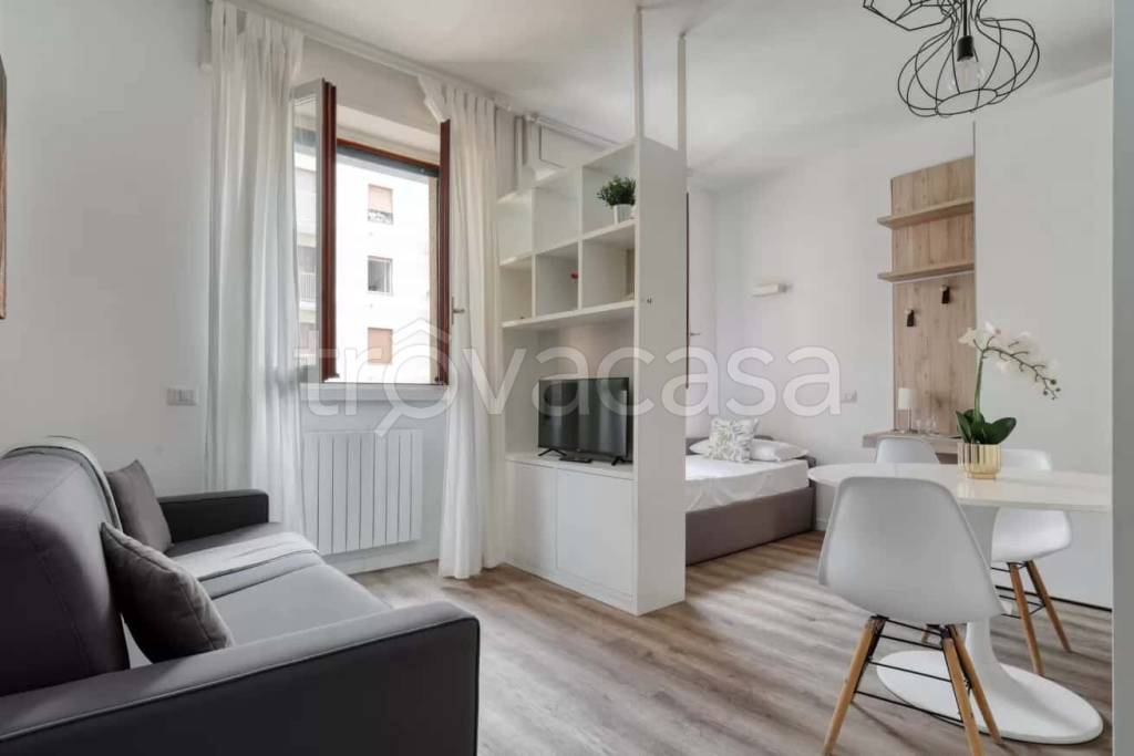 appartamento in affitto a Milano in zona Sant'Ambrogio