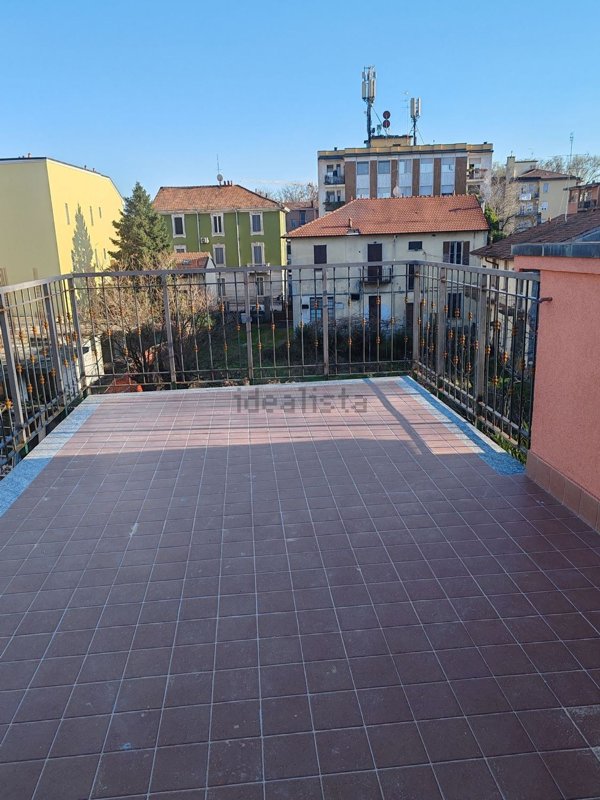 appartamento in affitto a Milano in zona Baggio