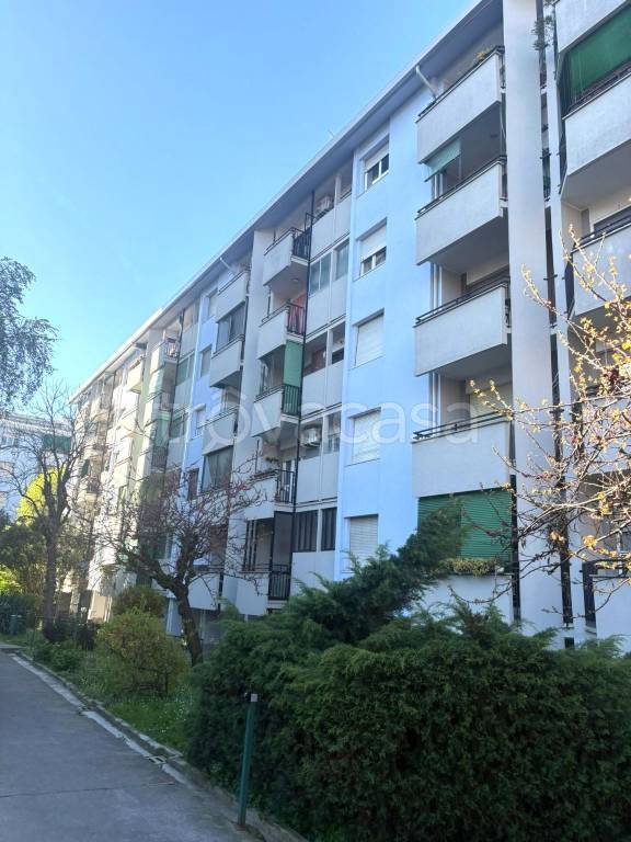appartamento in affitto a Milano in zona San Cristoforo