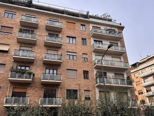 appartamento in affitto a Milano in zona Isola