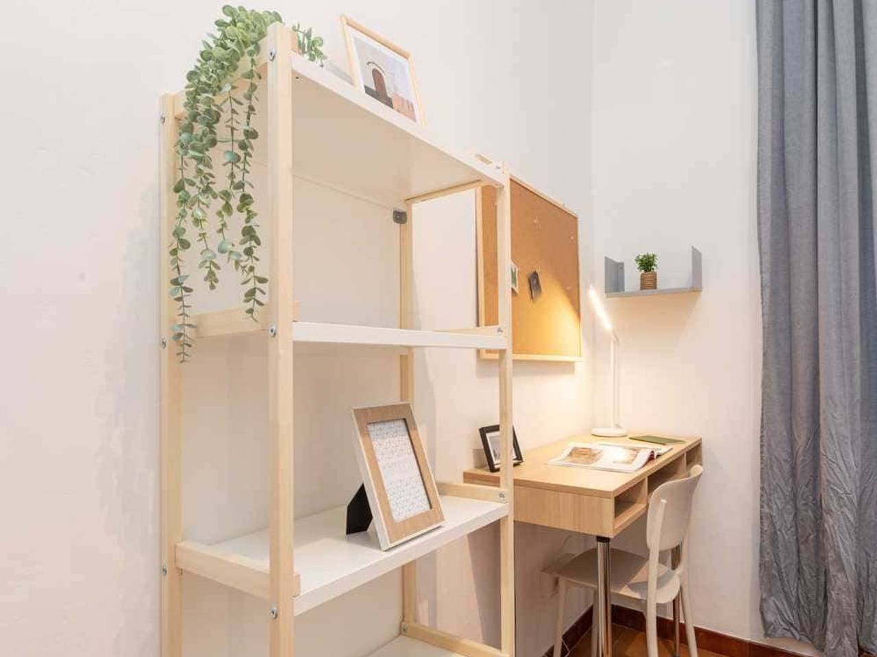 negozio in affitto a Milano in zona Morivione