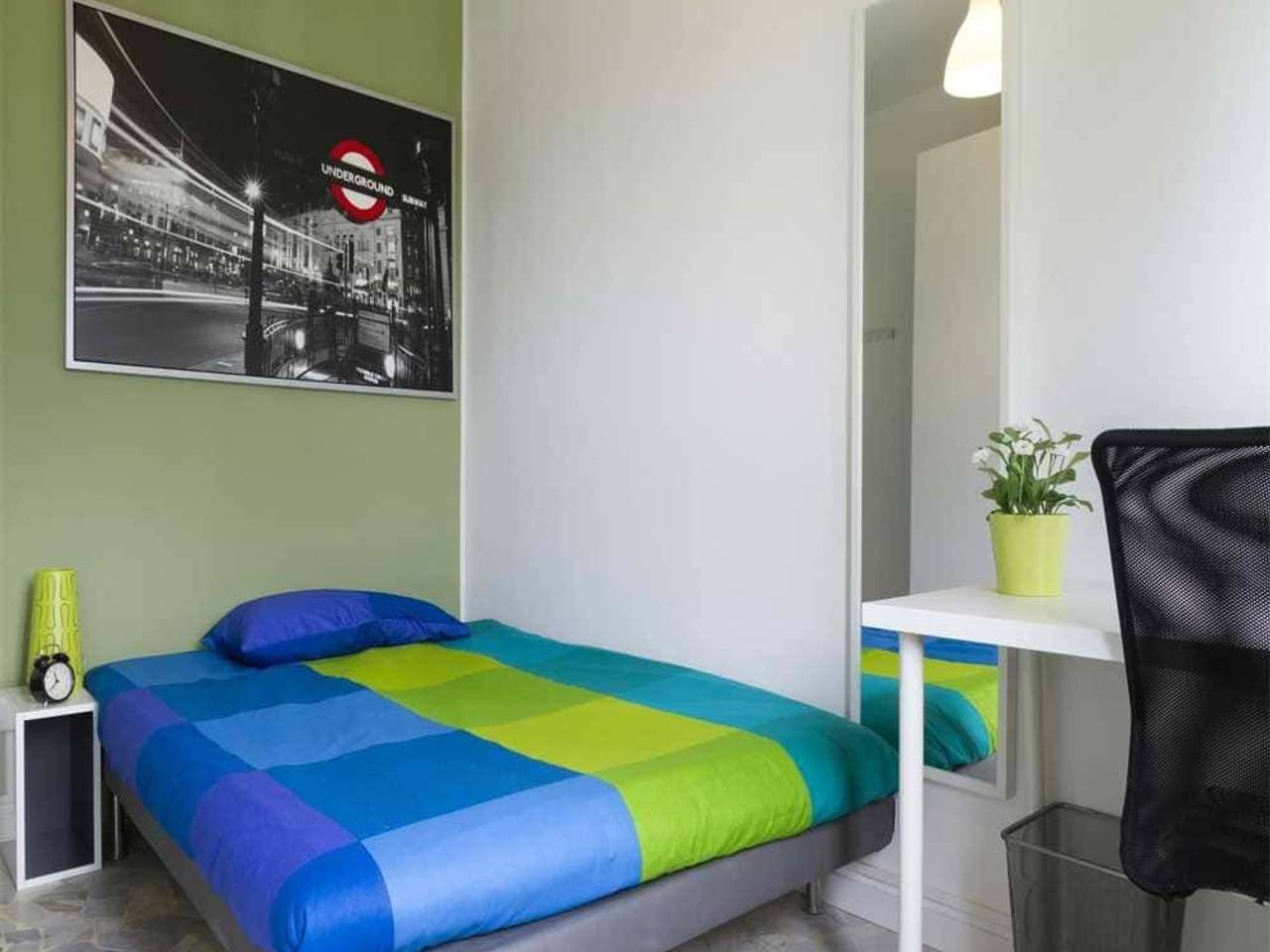 negozio in affitto a Milano in zona Lorenteggio