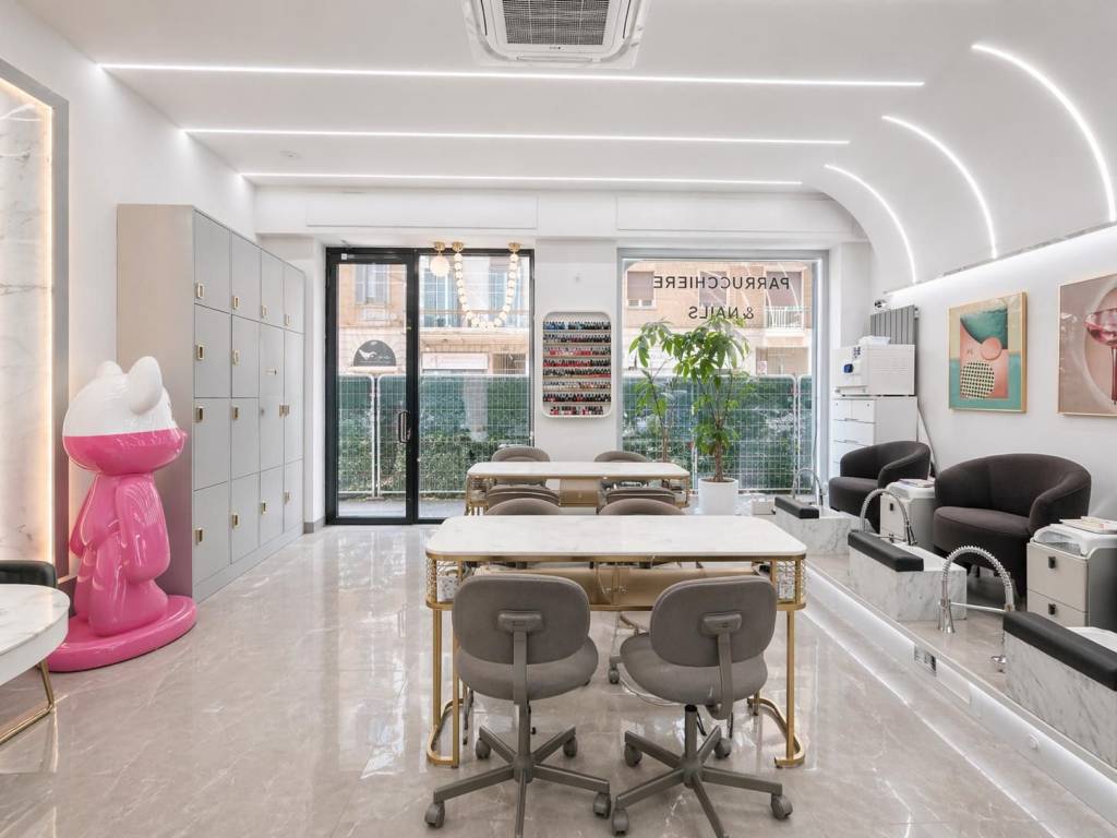 negozio in affitto a Milano