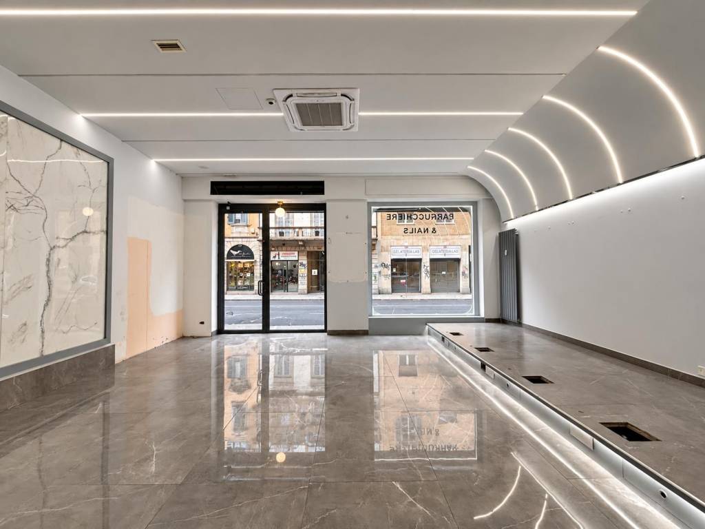 negozio in affitto a Milano