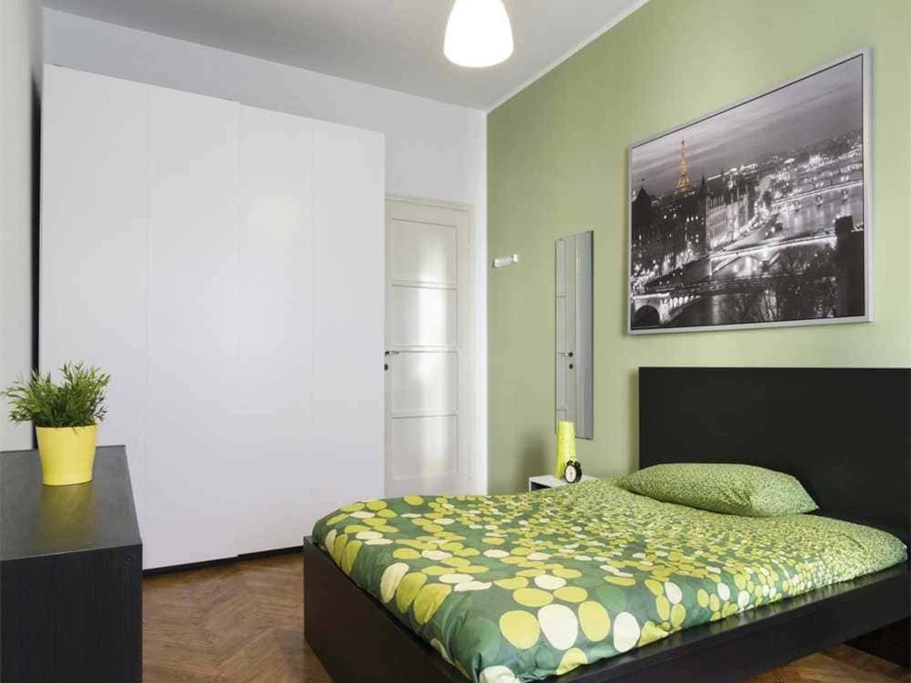 negozio in affitto a Milano in zona Maggiolina