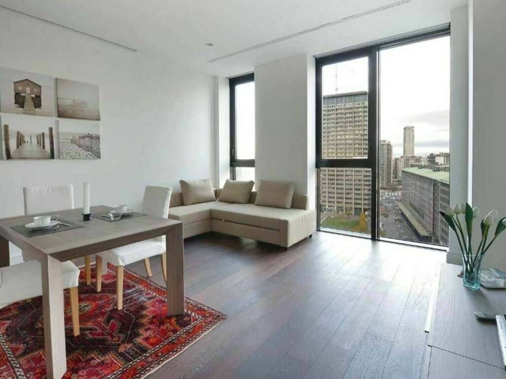 appartamento in affitto a Milano in zona Porta Nuova