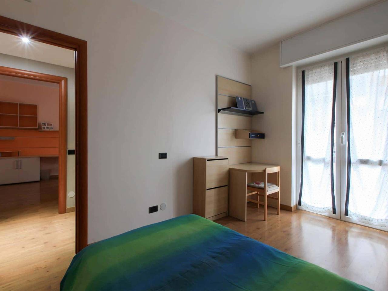 negozio in affitto a Milano in zona Affori