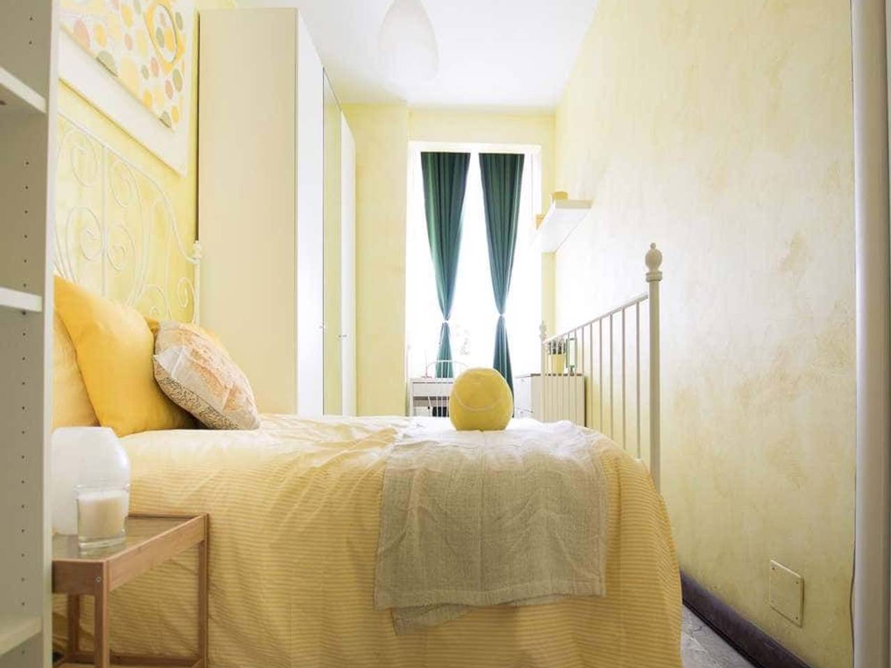 negozio in affitto a Milano in zona Isola