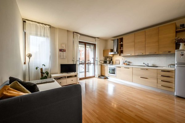 appartamento in affitto a Milano in zona Lorenteggio