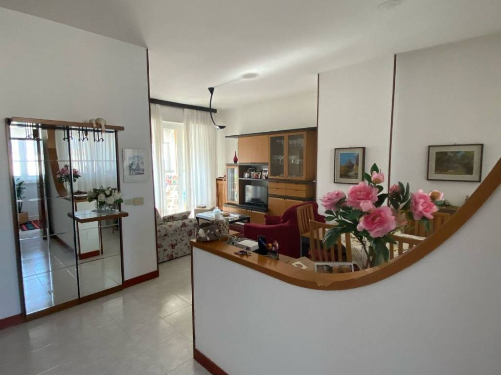 appartamento in affitto a Milano in zona Baggio