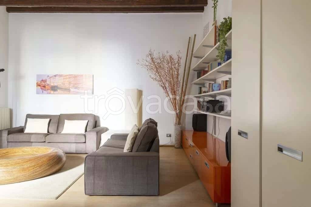 appartamento in affitto a Milano in zona Porta Garibaldi