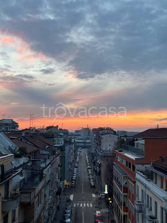 appartamento in affitto a Milano in zona Piazzale Lodi