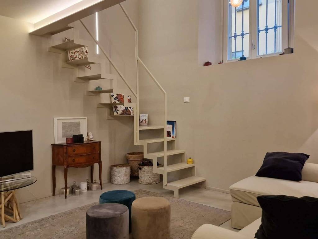 appartamento in affitto a Milano in zona Centro Direzionale