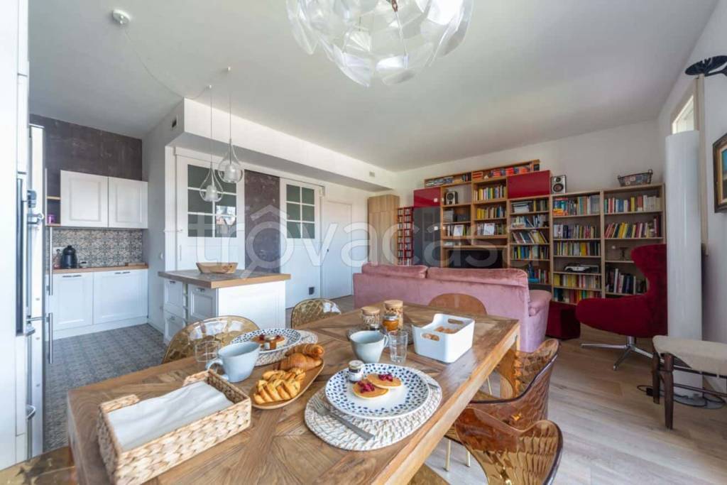 appartamento in affitto a Milano in zona Greco