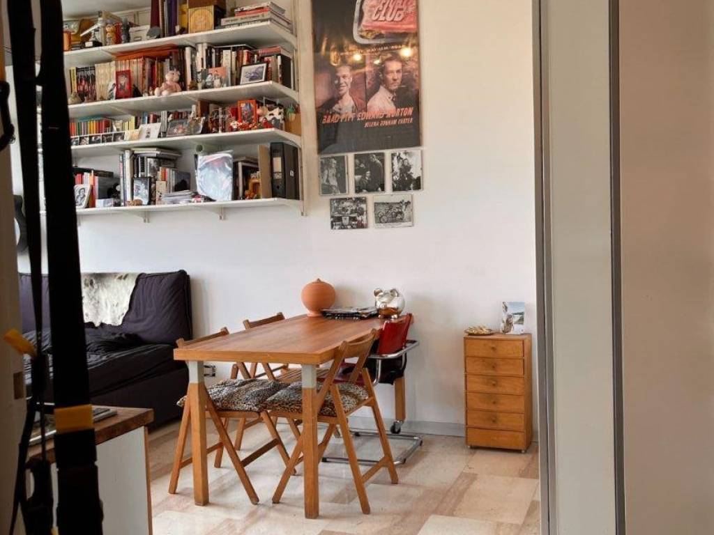 appartamento in affitto a Milano in zona Famagosta