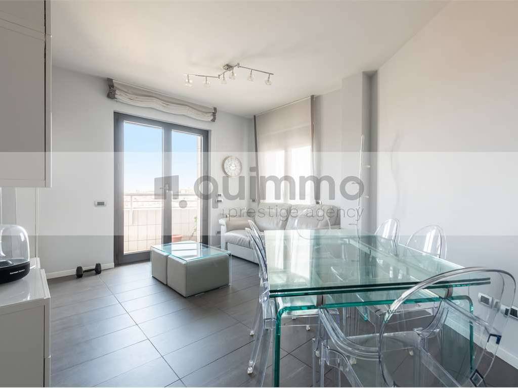 appartamento in affitto a Milano in zona Centro Direzionale