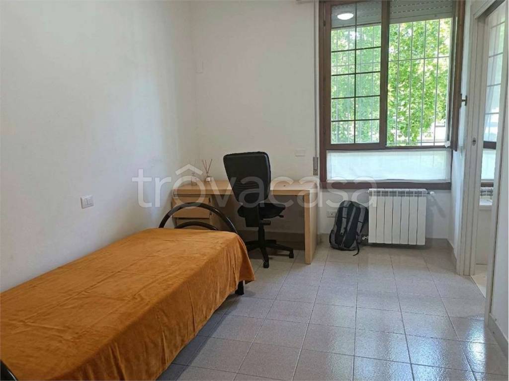 appartamento in affitto a Milano in zona Famagosta